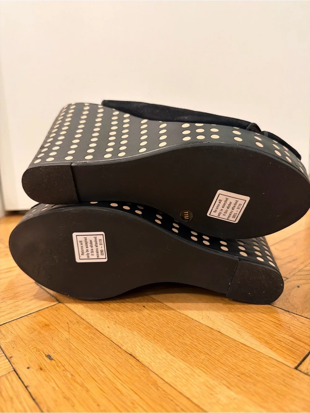 Tory Burch Black Suede Polka Dot Platform Wedge Sandals Size 11